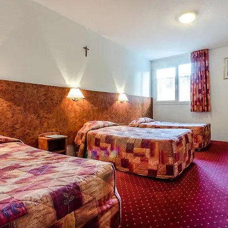 Hotel Agena Lourdes
