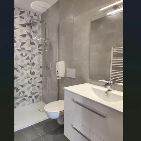 Agena Hotel