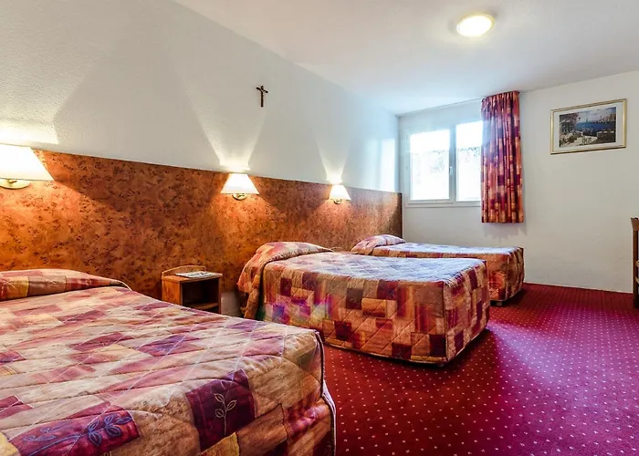 Отель Agena Лурд