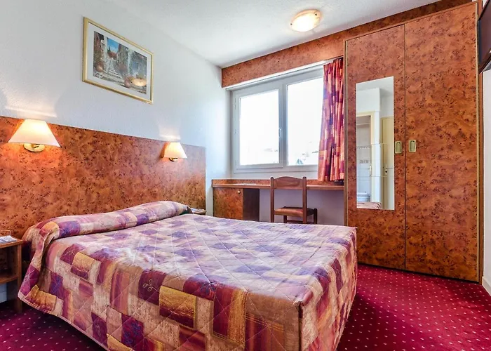 Отель Agena Лурд