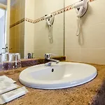 Hotel Agena Lourdes